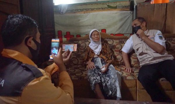 Mas Dhito Apresiasi Dinsos Kediri dalam Penyaluran Bantuan Secara Home Visit untuk KPM Lanjut