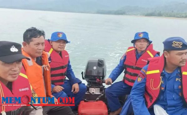 Sisir Pencarian hingga 6 Mil, Tubuh Pelajar Kediri yang Terseret Ombak Pantai Prigri Belum Ditemukan